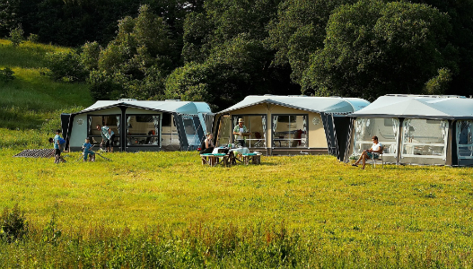 Ruime kampeerplekken Camping de Tent